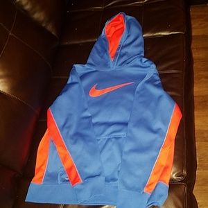 Nike sweatshirt